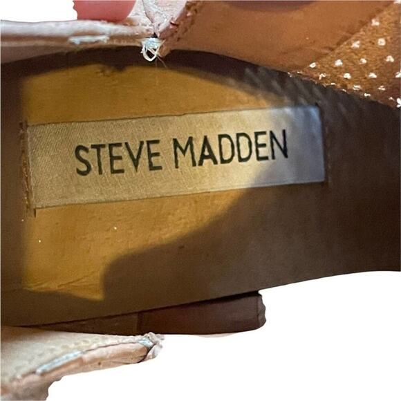 Steve Madden Tala Heeled Perforated Leather Booties Size 8.5 - Picture 11 of 11